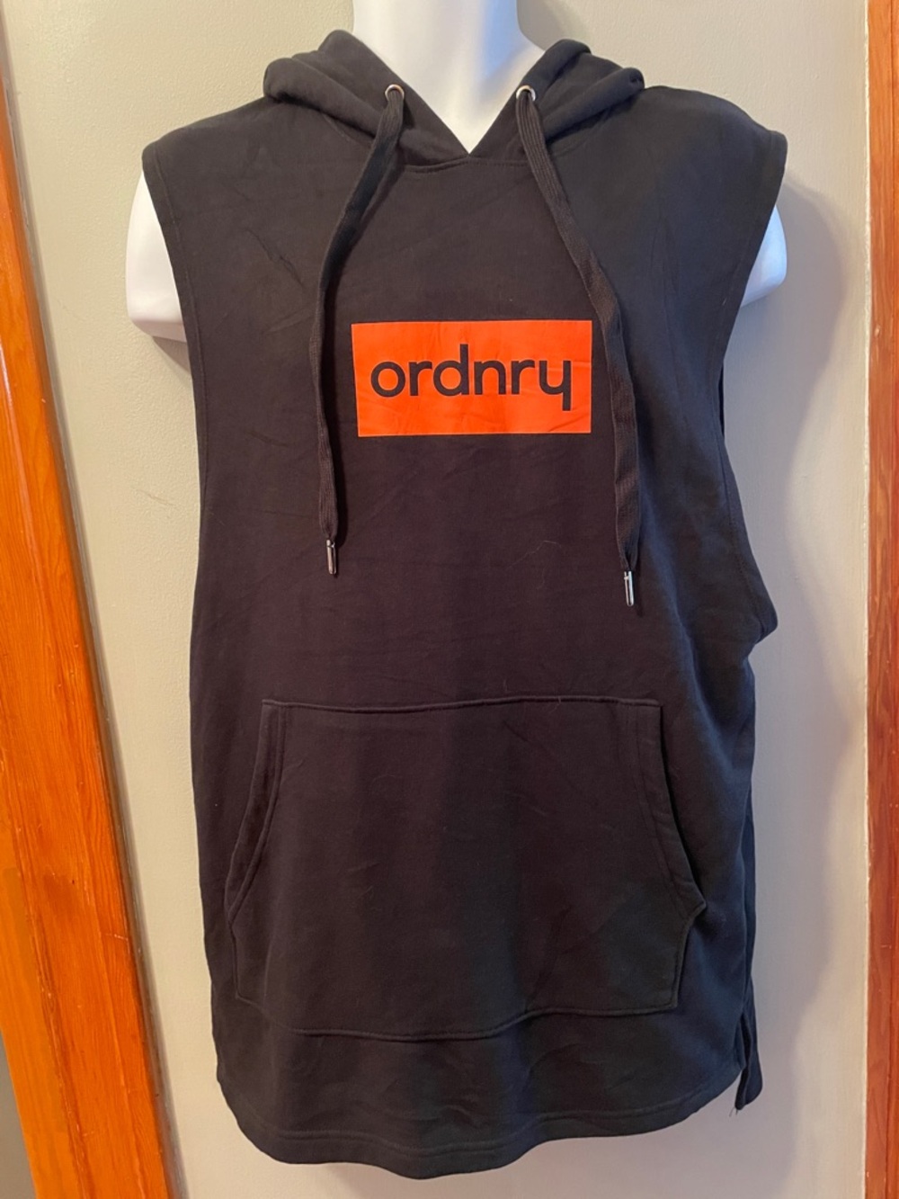 ORDNRY Sleeveless Black w Orange Logo Hooded Urban Streetwear Sleek Sweatshirt